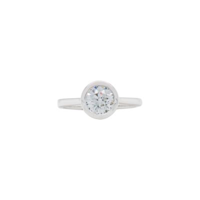 Solitaire Collection – Bezel-set 1.09 Carat Round Brilliant-cut Diamond Engagement Ring in White Gold (G/VS2)