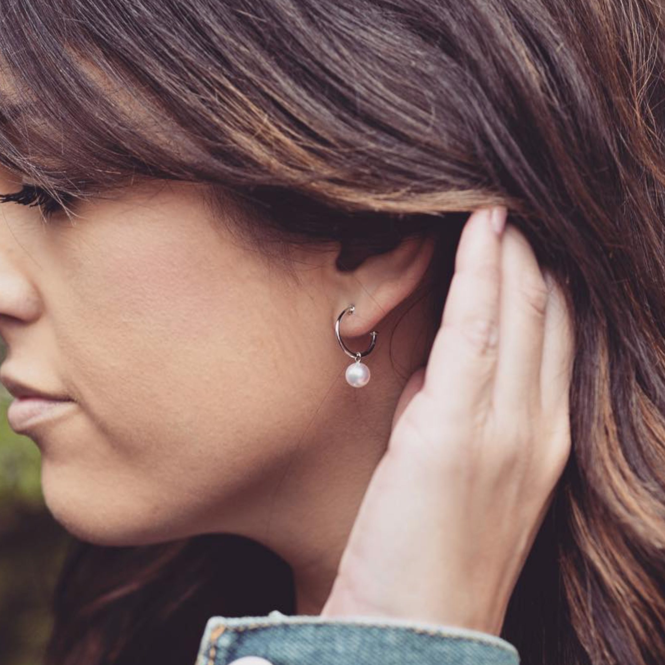 White South Sea A+ Pearl Dangle Earring in White Gold - 10mm - Image 3