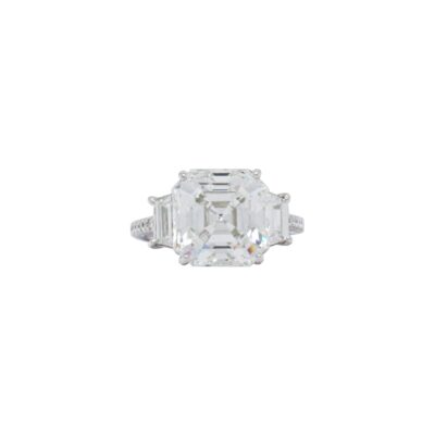 Three-Stone Collection – 6.49 Carat Square Emerald-cut with 1.20 Carats Trapezoid-cut in Platinum