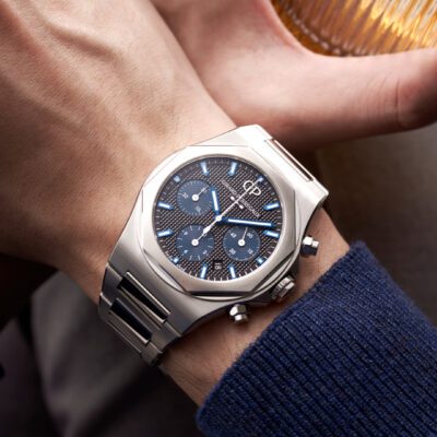 Laureato Chronograph 42mm Black Blue Dial in Stainless Steel