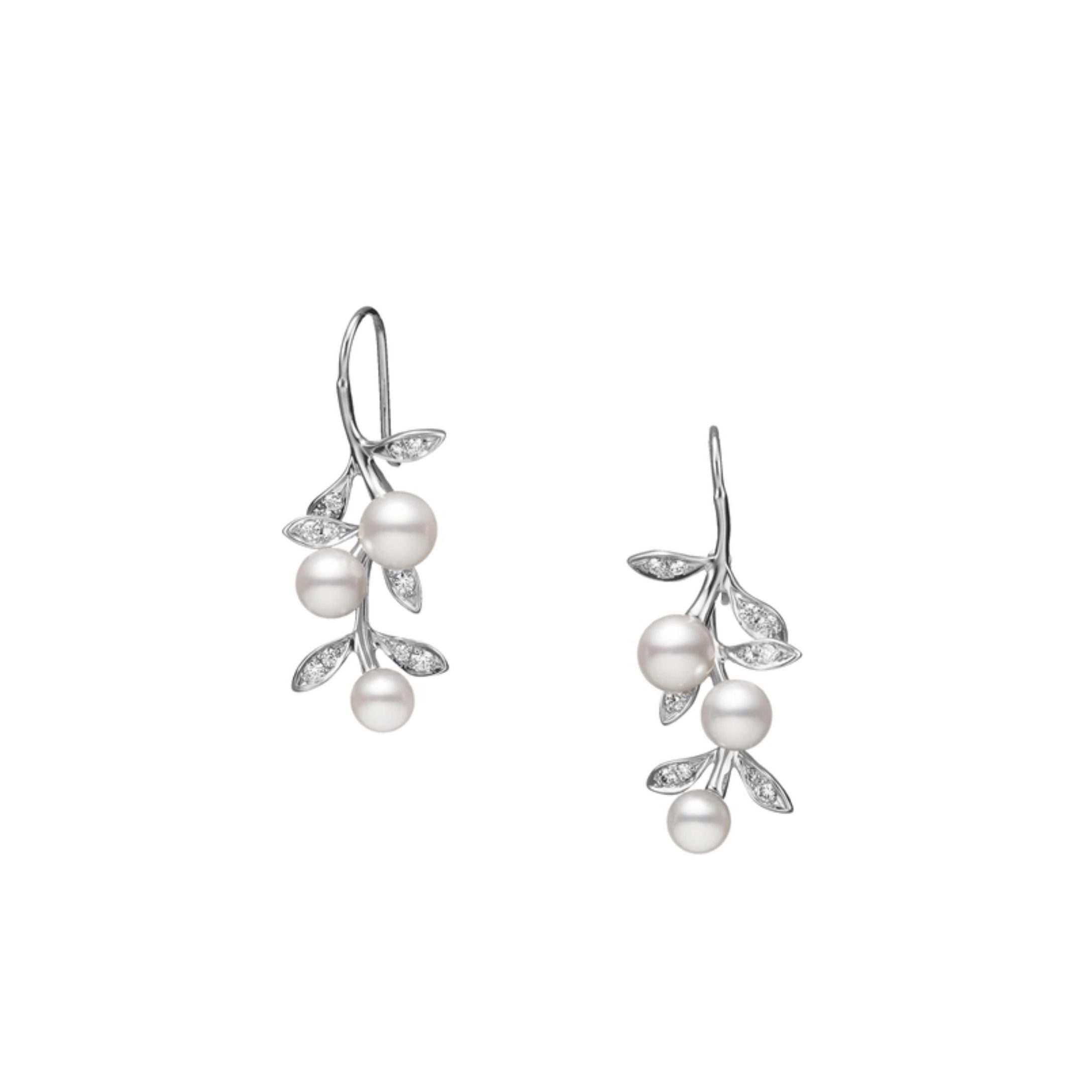Akoya Pearls with 0.26 carat Diamond Olive Earrings in White Gold - Image 2