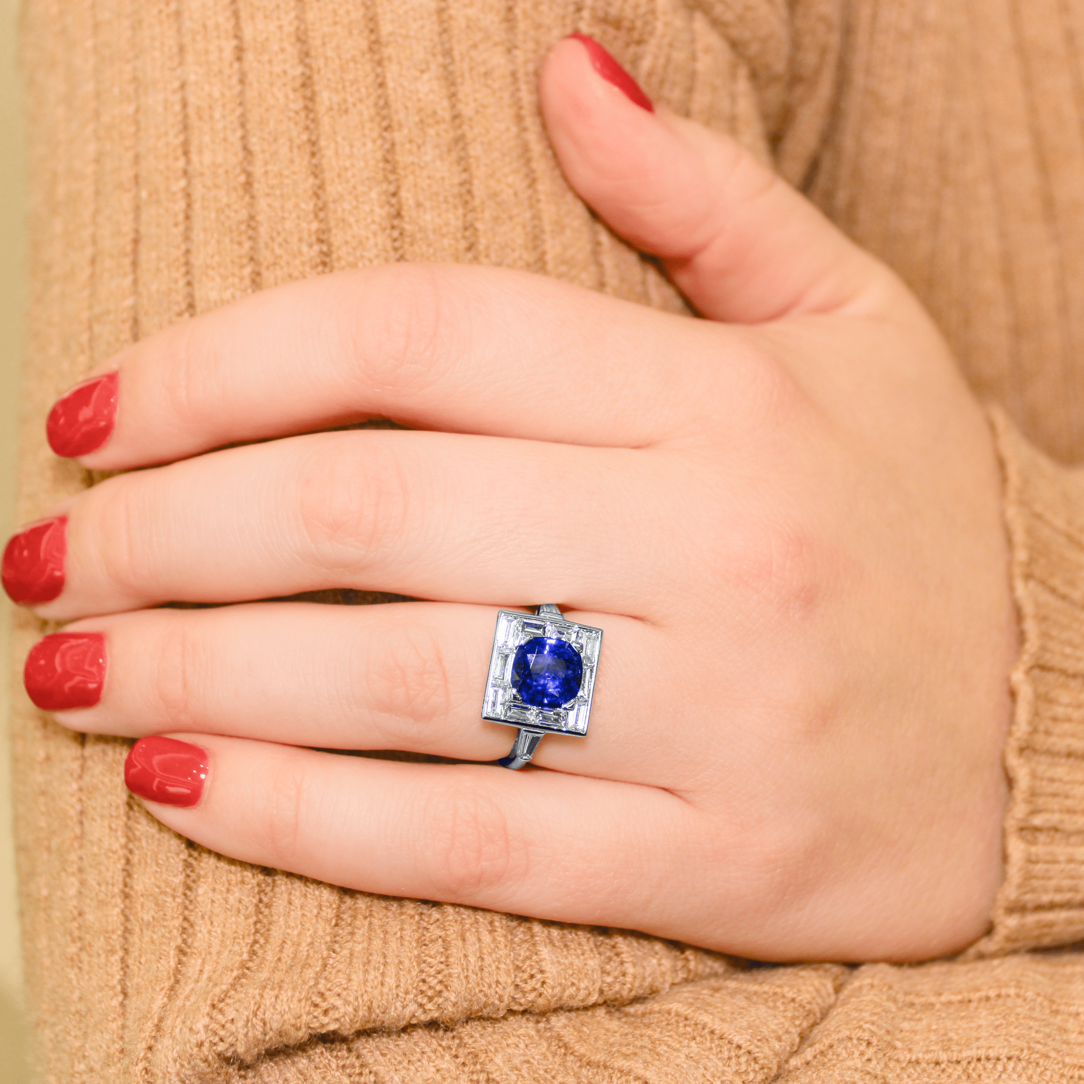 3.64 carat Cushion Sapphire with Baguette cut Diamond Halo set Ring in Platinum - Image 6