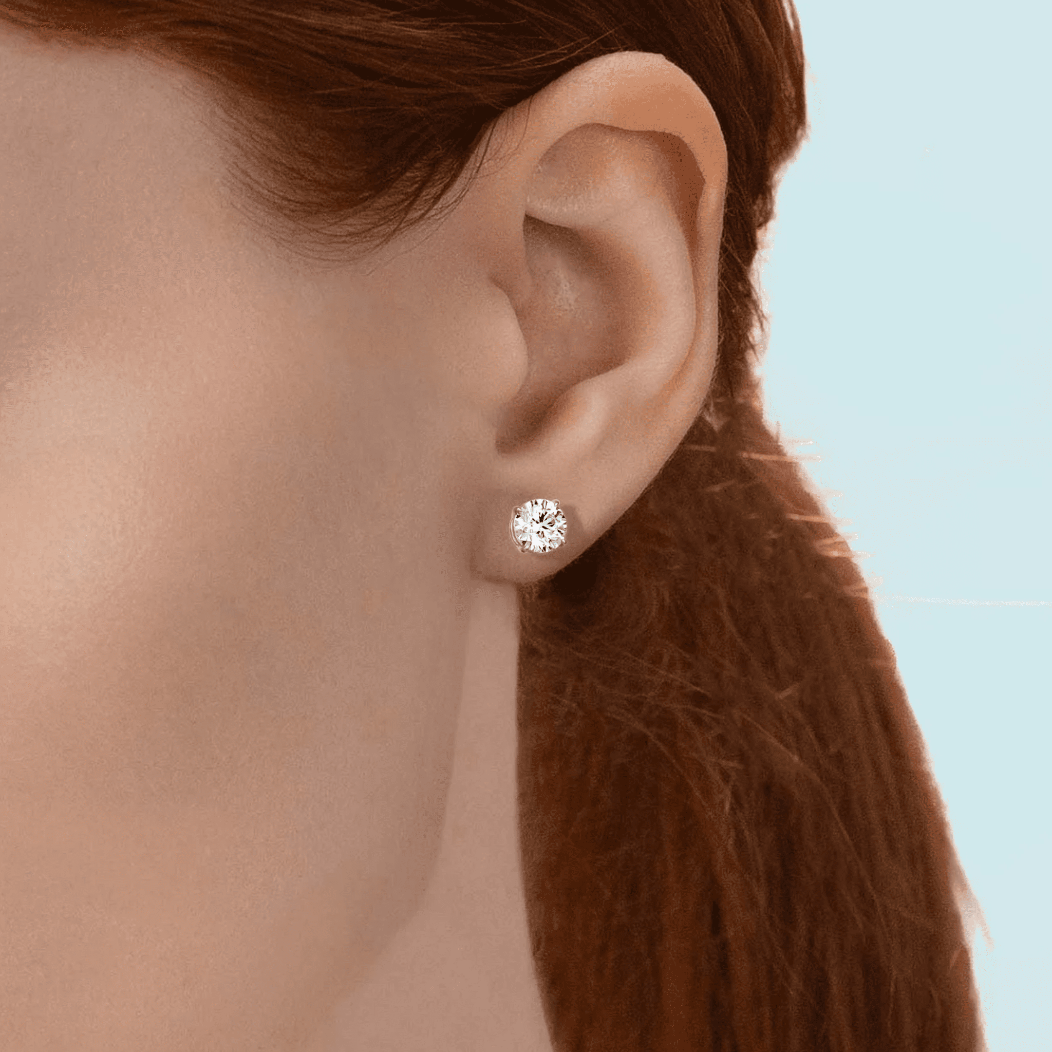 1.52 carat Round Brilliant cut Diamond Stud Earrings in White Gold - Image 3