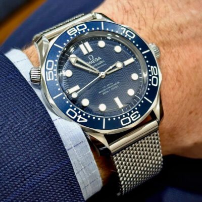 Seamaster Diver James Bond 60th Anniversary Co-Axial Master Chronometer in Stainless Steel - Pre-Owned