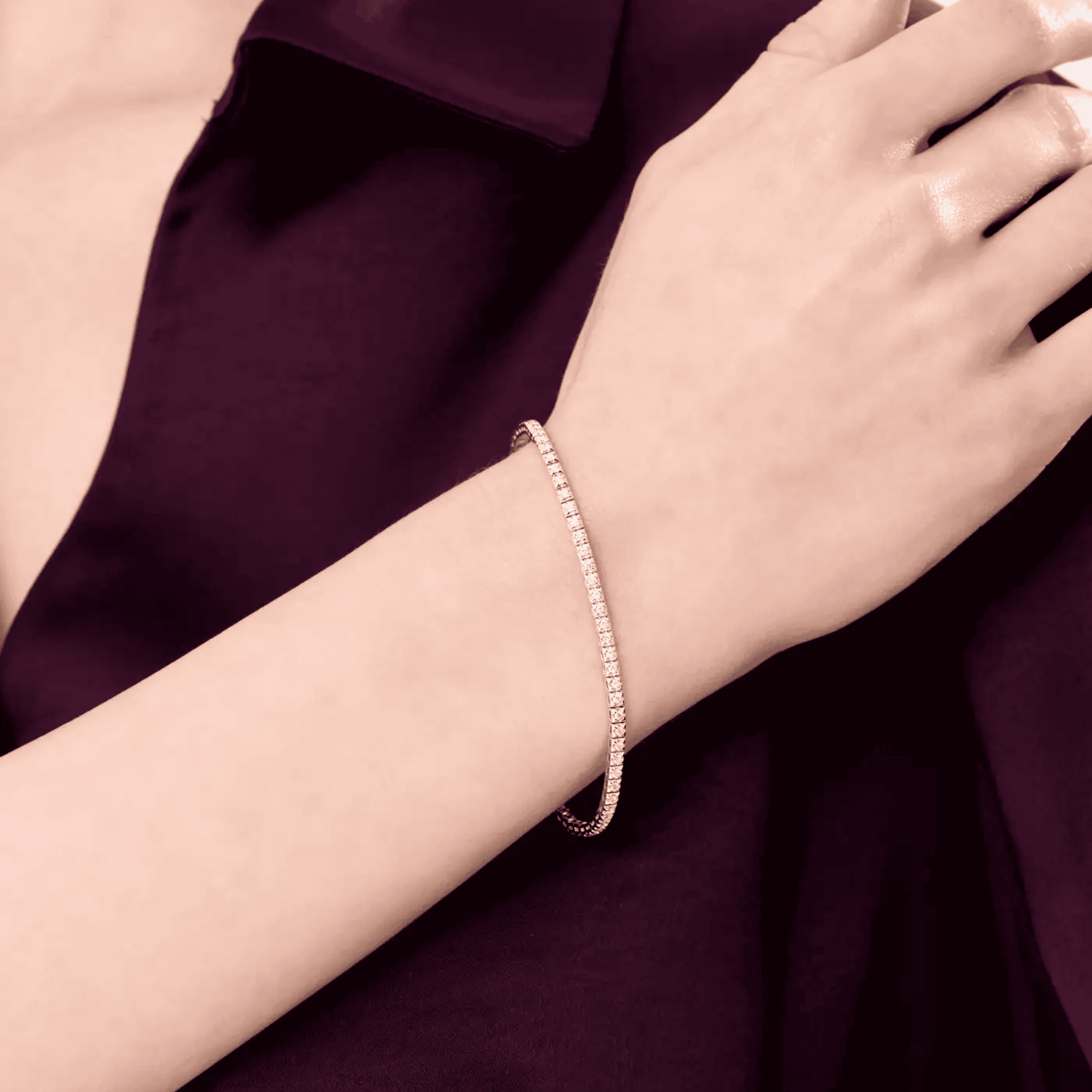 0.84 carat Round Brilliant cut Diamond Tennis Bracelet in White Gold - Image 3